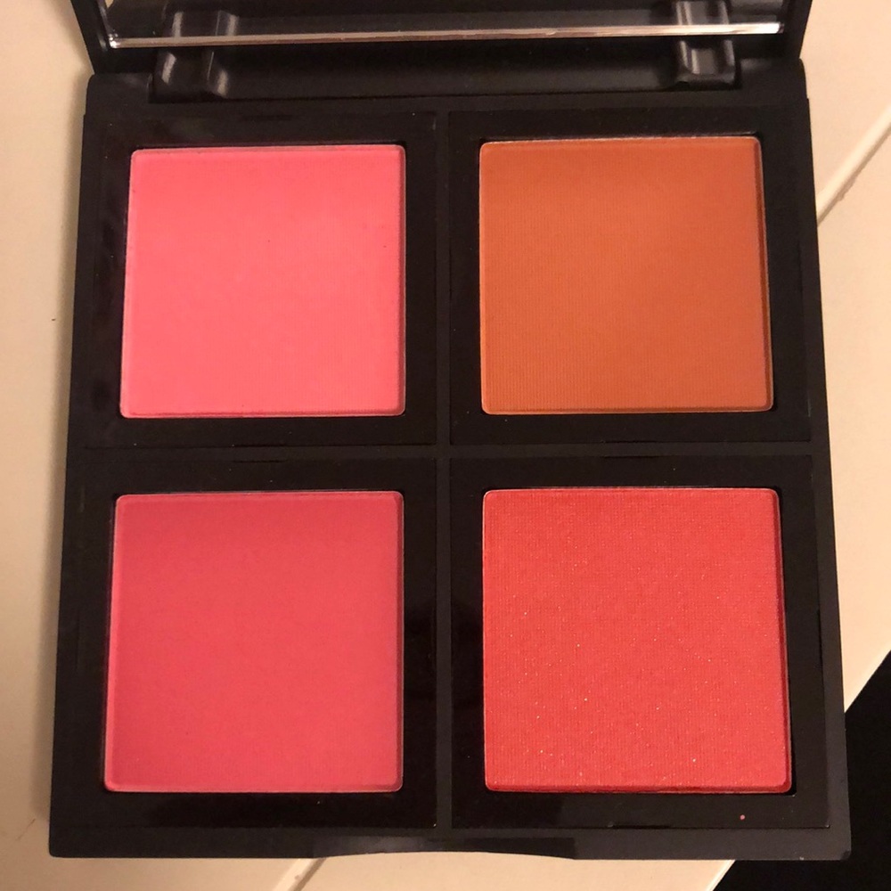Blush Pallette